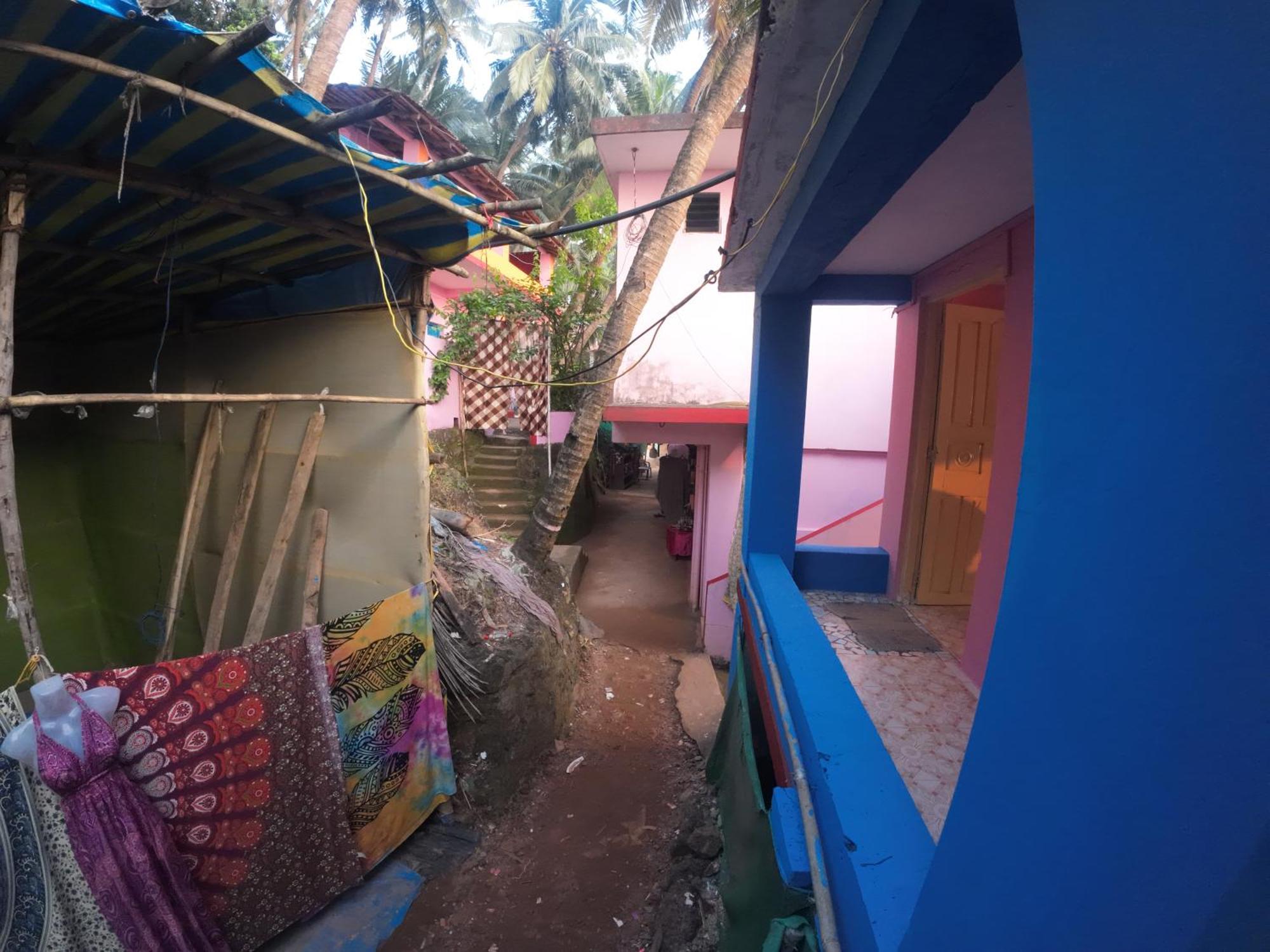 Om Ganesh Guest House Cliffside アランボル エクステリア 写真